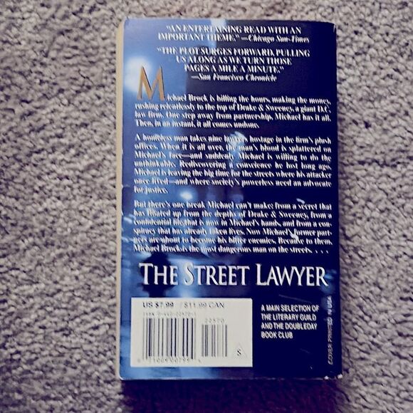 “The Street Lawyer” a paperback by John Grisham! - Picture 2 of 5